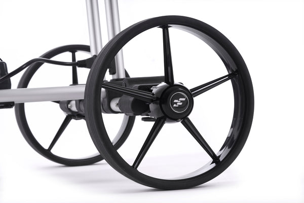 À chaque arrêt, l’assistant de stationnement s’active automatiquement pour immobiliser le chariot, même sur un sol en pente.